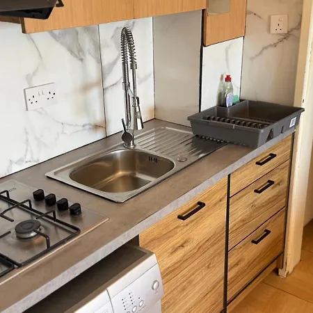 Front Apartment *